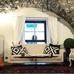 Lg - Boutique And - Apartment