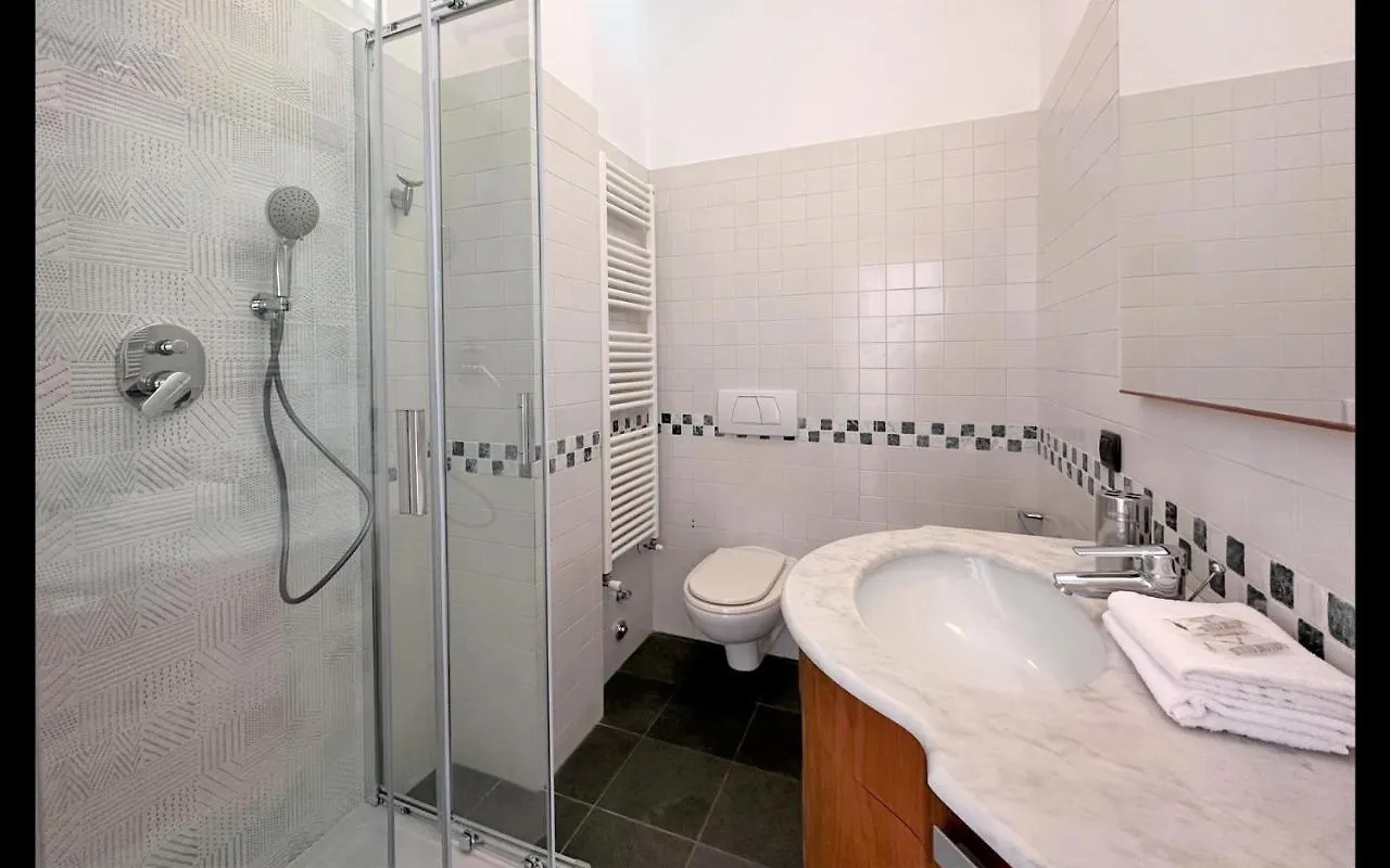 Larius Apartment Carate Urio Laglio Włochy